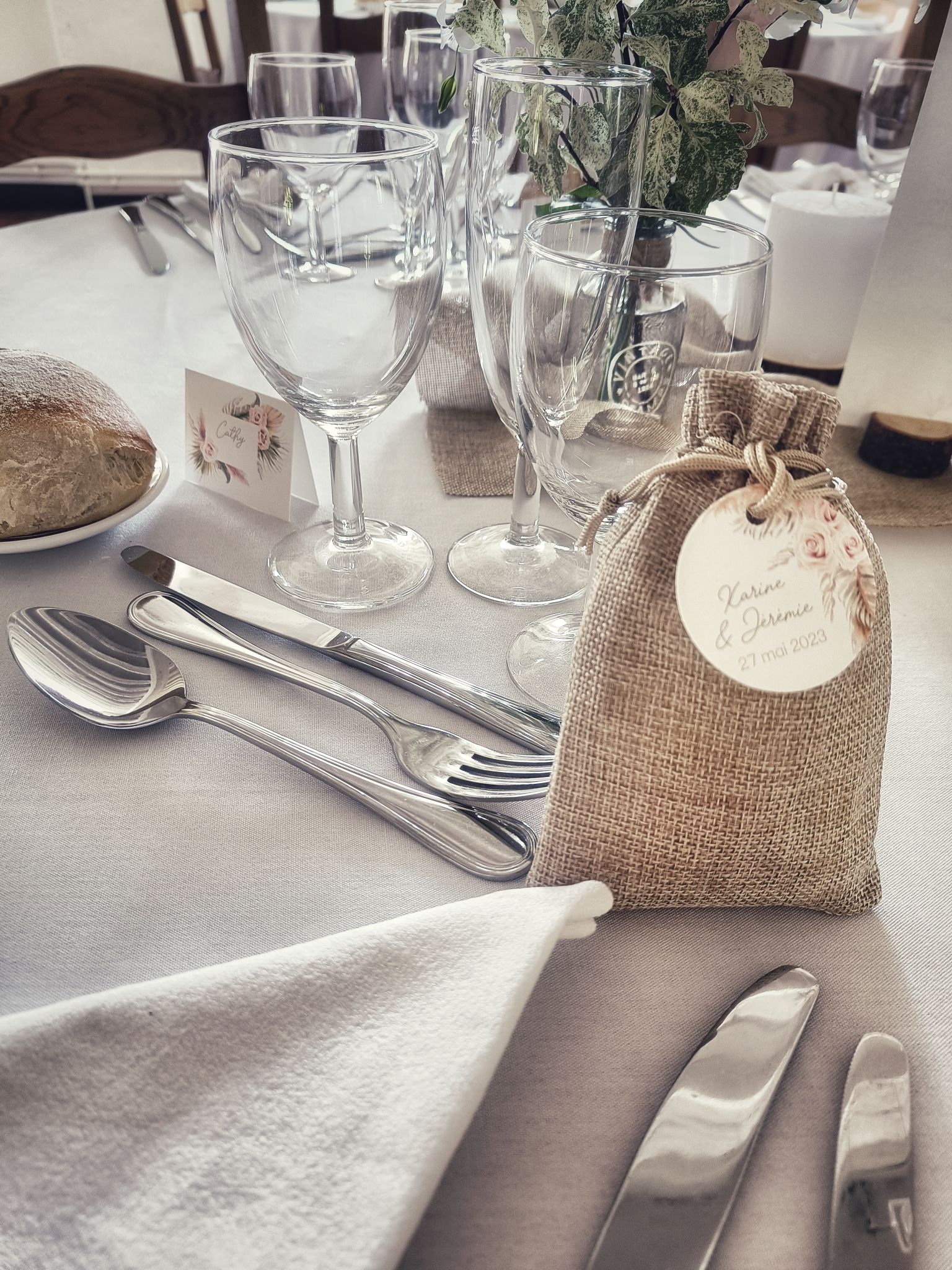 Sachet invites mariage jute